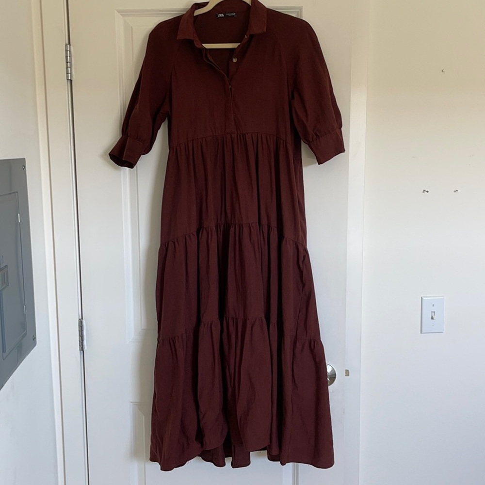Zara Midi Dress in burgundy